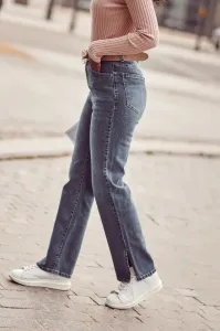 Denim jeans with slits
