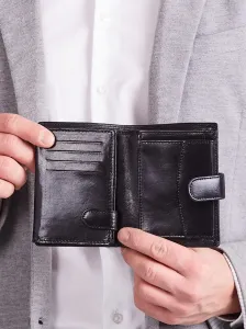 Elegant vertical men's wallet black