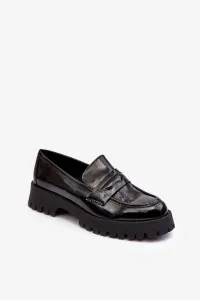 Patent low shoes with flat heels, black Jannah