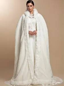 Cappotto in pelliccia sintetica bianca con cappuccio Cappotto in pelliccia sintetica da donna