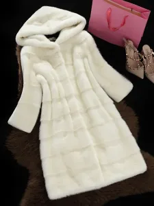 Cappotto Invernale da Donna 2023 in Pelliccia Sintetica #356551