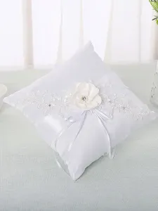 Cuscino per matrimonio con cuscini in pizzo bianco