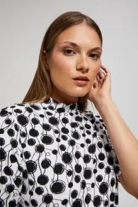 Turtleneck blouse with pattern