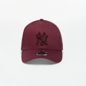 New York Yankees Cappellino 9Forty MLB League Essential Snap Burgundy/Burgundy UNI