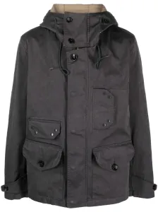 Una giacca Ten C
