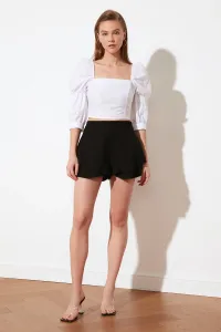 Pantaloncini da donna Trendyol Skirt-Looking Shorts