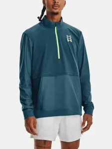 Una giacca Under Armour