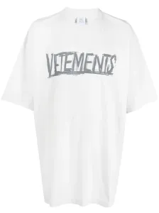 VETEMENTS - T-shirt In Cotone #2572554