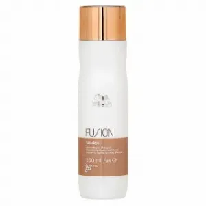 Wella Professionals Fusion Intense Repair Shampoo shampoo rinforzante per capelli danneggiati 250 ml