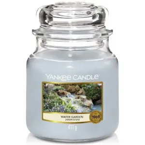 Yankee Candle Candela aromatica Classic media Water Garden 411 g